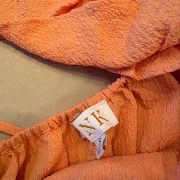 Women’s MNK Top - Picture 7 of 7